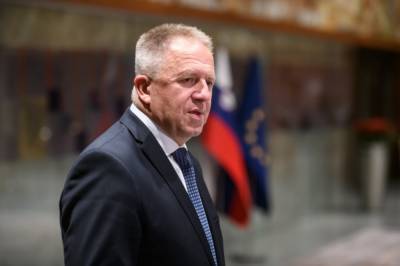 В Словении разгорелся коррупционный скандал вокруг закупки масок, задержали одного из министров