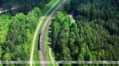 В Беларуси планируется в ближайшую пятилетку электрифицировать 300 км железной дороги