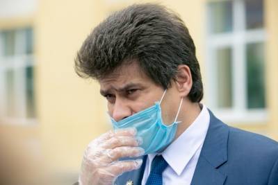 Мэр Екатеринбурга заявил о фальшивых звонках врачей, чтобы призвать избирателей на опрос