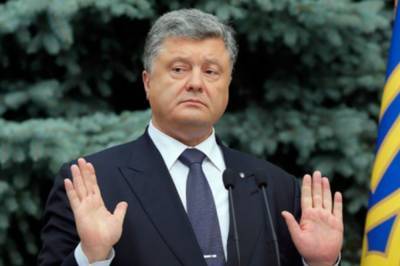 В ГБР заявили, что Порошенко отказался от показаний в бюро