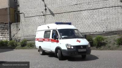 Въехавший в жилой дом грузовик стал причиной смерти человека в Чечне