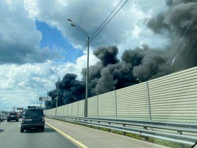 Появилось видео сильного пожара в Красногорске
