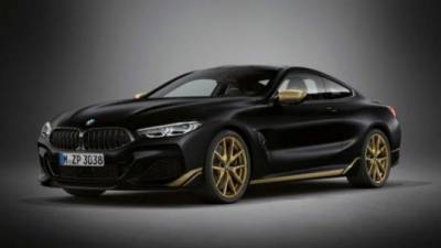 Известны рублёвые цены на «золотое» исполнение BMW 8-Series