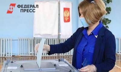 Дмитрий Азаров: высокая активность граждан при голосовании по поправкам в Конституцию радует