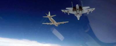 Российские Су-27 перехватили американские военные самолеты над Черным морем