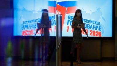 ЦИК: к 13.00 по поправкам к Конституции проголосовал каждый второй россиянин