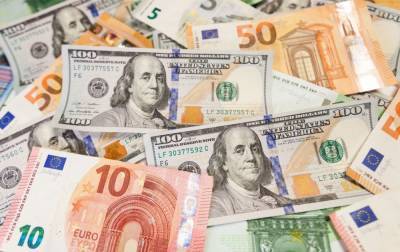 НБУ поднял официальный курс евро до 30 гривен