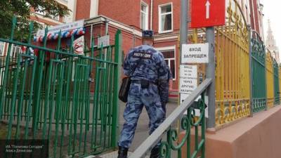 Представителя "Голоса" задержали с поддельным протоколом голосования в Москве