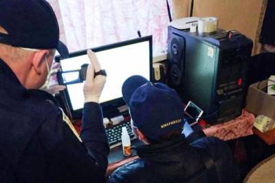 Подросток из Буковины продавал персональные данные миллионов людей со всего мира, – полиция