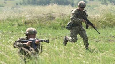 «Ситуация под контролем»: Киев привел в боевую готовность войска у Крыма