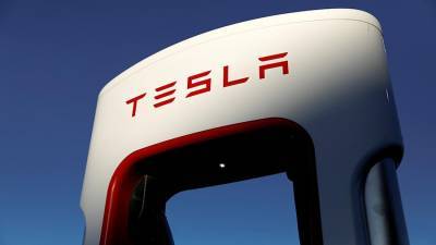 Tesla вышла на первое место в мире по рыночной капитализации среди автопроизводителей