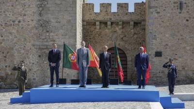 Испания и Португалия вновь открыли границу