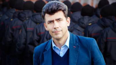 Оппозиционный политолог выступил за санкции против Канопацкой, Черечня и Дмитриева