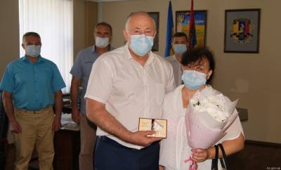 Жительница Лисичанска получила почетное звание "Мать-героиня"