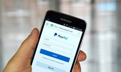 Платежный сервис PayPal прекращает денежные переводы по России
