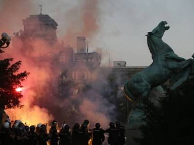 Украина никоим образом не причастна к протестам в Сербии - Посольство в Белграде