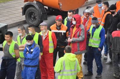 «Россия не сможет прожить без мигрантов»: Власова об оттоке рабочей силы из-за пандемии