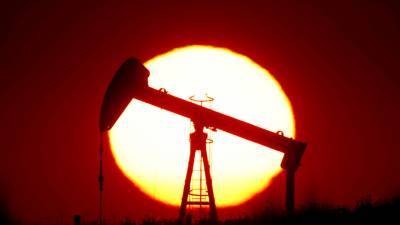 Мировые цены на нефть снижаются в ходе торгов 10 июля