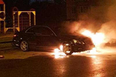 Ночью в Твери сгорел еще один автомобиль