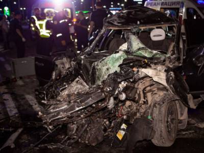 В Днепре произошло лобовое столкновение иномарок: погибли 2 пассажира