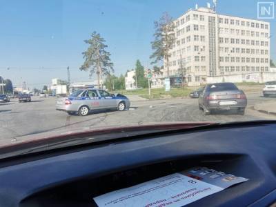 В Екатеринбурге за утро в ДТП попали автомобили ДПС и Росгвардии