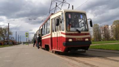 Три трамвая изменят маршруты из-за работ на Среднеохтинском проспекте и улице Бабушкина