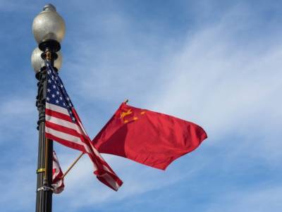 Китай введет ответные санкции в отношении чиновников и компаний США