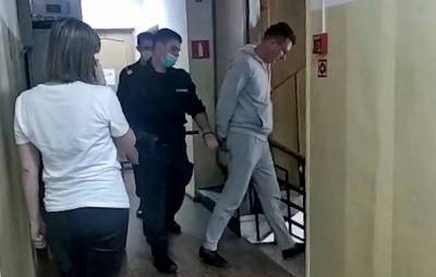 Подозреваемого в коррупции директора Приморского океанариума взяли под стражу
