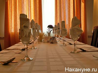 Махонин обсудил с прикамскими рестораторами сроки открытия заведений общепита