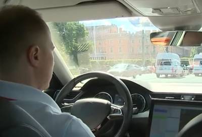 В центре Петербурга испытывают беспилотный автомобиль