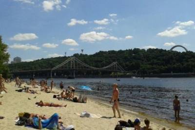 На всех пляжах Киева не рекомендовано купаться