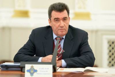 Секретарь СНБО назвал причину отказа от поставки воды в Крым