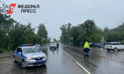 Трасса между Дивногорском и Усть-Маной перекрыта из-за оползня