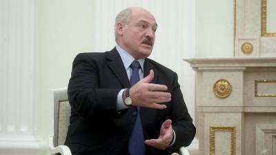 Лукашенко пообещал белорусам электромобиль собственного производства