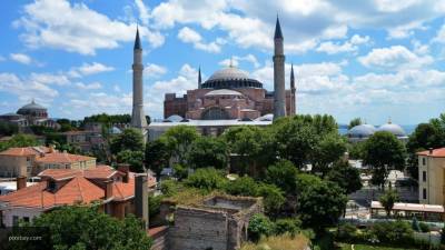 Собор Святой Софии в Турции стал мечетью