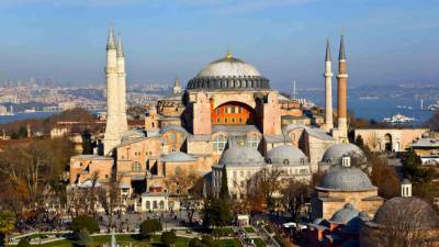Турецкий суд отменил решение 1934 года о превращении собора Святой Софии в музей. Теперь он является мечетью