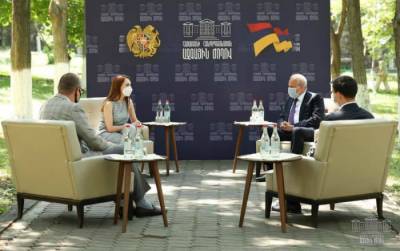 Глава фракции "Мой шаг" встретилась с послом России в Армении: о чем говорили?