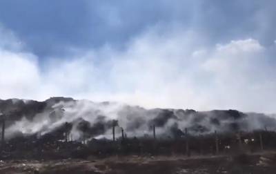 В Северодонецке из-за пожаров загорелась свалка