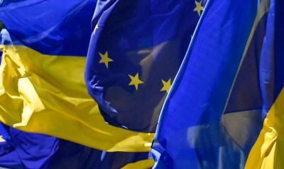 В Еврокомиссии заявили, что Украина соответствует критериям безвиза