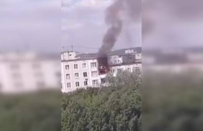 Пять человек спасены из горящей квартиры на юго-западе Москвы