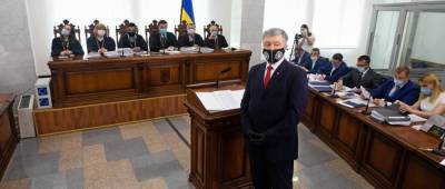 У Порошенко просят беженцев с Донбасса не судиться с экс-президентом