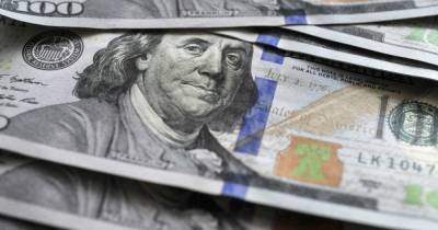 Доллар начал дорожать, а евро дешевеет: курсы валют Нацбанка в обменниках 10 и 13 июля