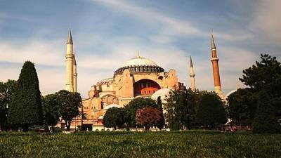 Суд постановил: Святая София снова станет мечетью
