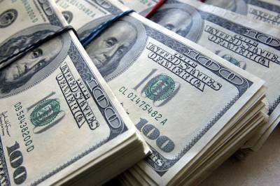 Гривна укрепилась к доллару: курс валют на 10 июля