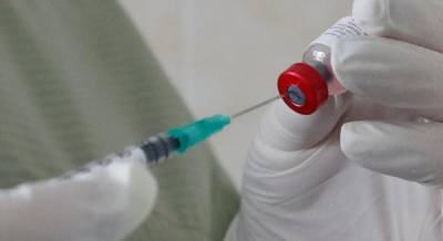 В Китае начали вторую фазу испытаний вакцины от коронавируса на людях