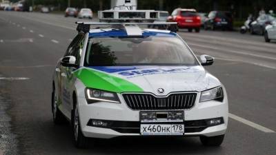 Отечественный беспилотный автомобиль испытали в центре Петербурга — видео