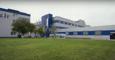 Вспышку коронавируса обнаружили на фабрике во Львовской области: 800 людей отправляют в отпуск