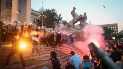 В Греции коммунисты и радикальные левые вывели людей на протесты