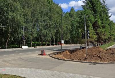 «Вместо комментария сделала дело»: жительница Твери добилась ремонта дороги