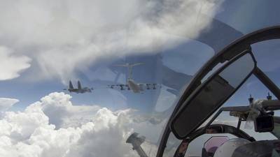 Авиация ЧФ провела учения в небе над Крымом